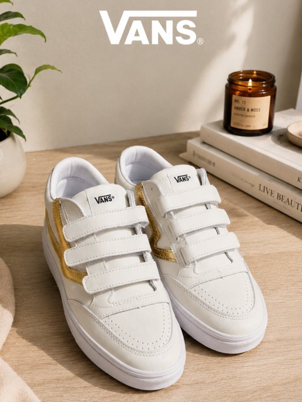 Vans LowlandCC ComfyCush White Gold Leather TripleStrap Mens 8/womens 9.5 721356